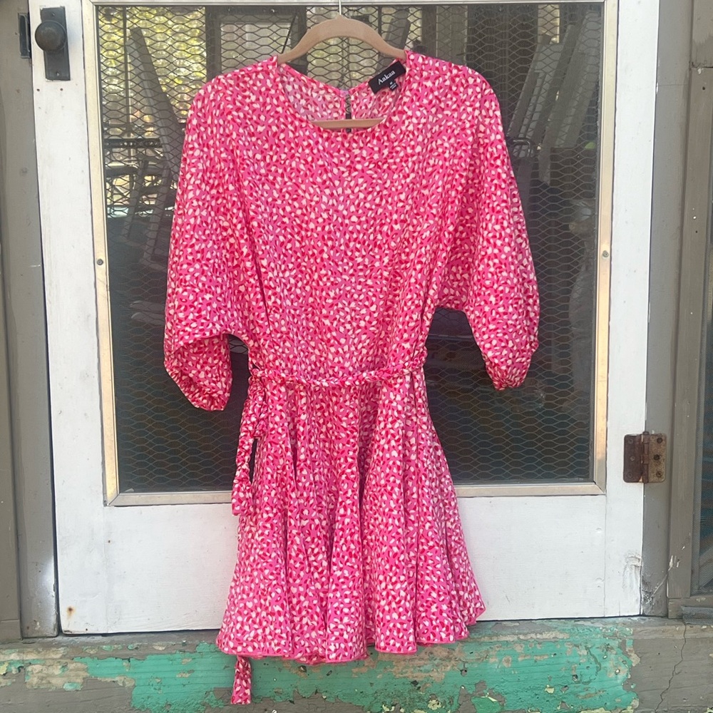 Aakaa Pink and White Casual Dress